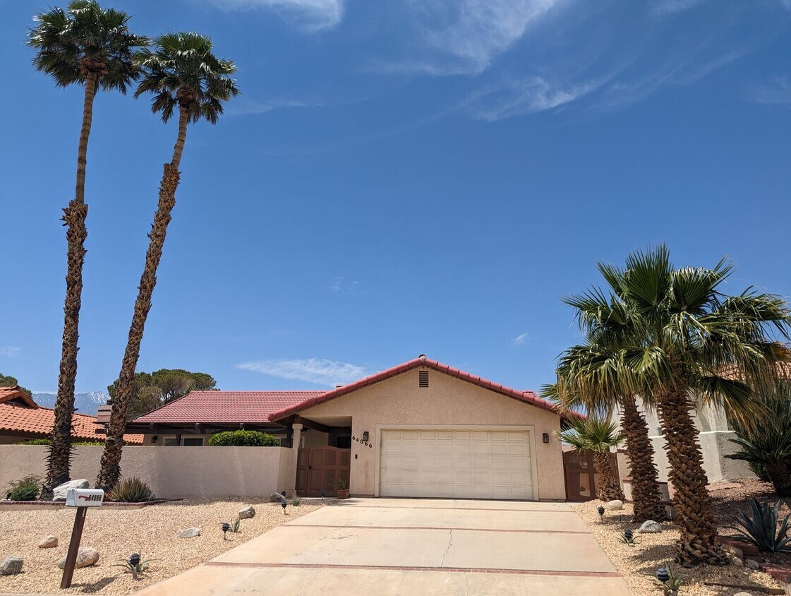 Primary Photo - Resort Living in Desert Hot Springs