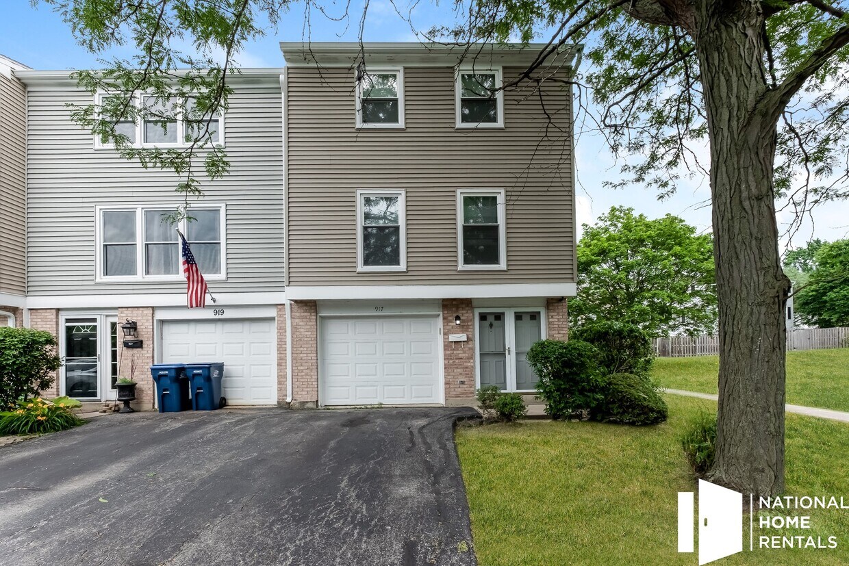 Foto principal - 917 Banbury Ct