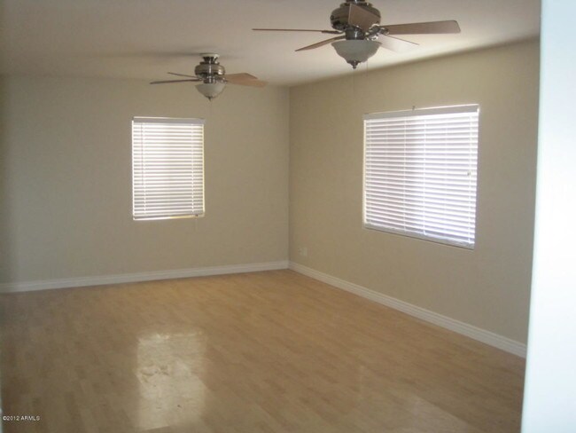 Foto del edificio - 1014 S Butte Ave