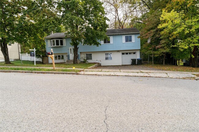 Foto del edificio - 10 Congress Dr