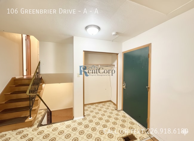 Building Photo - 106 Greenbrier Dr