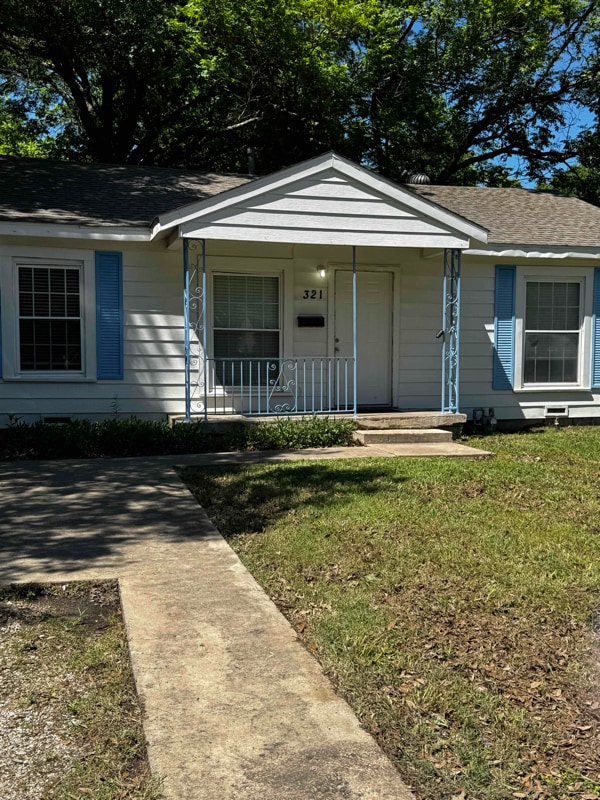 Photo - 321 Alexander Ave House