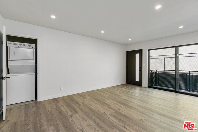 Building Photo - 3622 Keystone Av