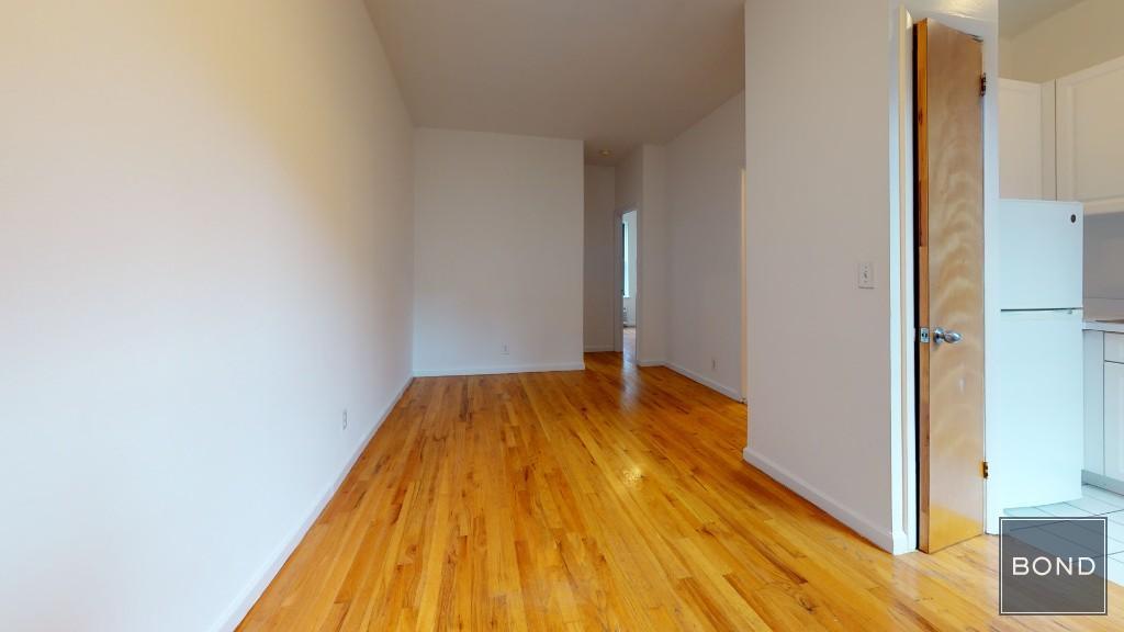 Foto principal - 425 E 65th St