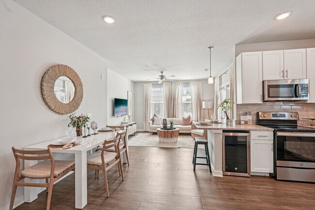 Foto del edificio - ShoreView Waterfront Apartments