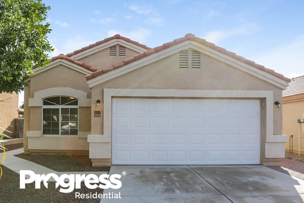 Foto principal - 11963 W Coronado Rd