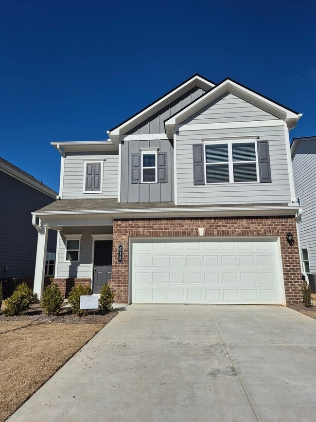 Building Photo - 618 Blaven St