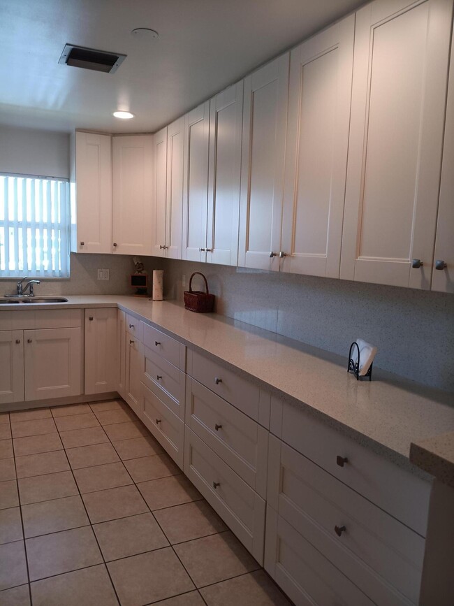 Building Photo - 5730 Fernley Dr E