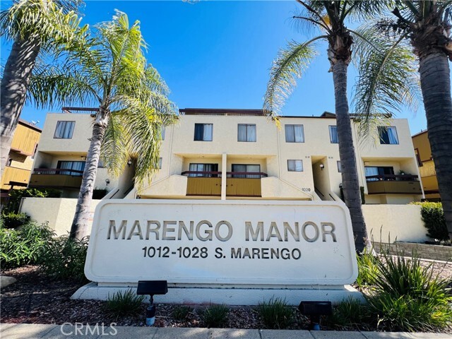Primary Photo - 1026 S Marengo Ave
