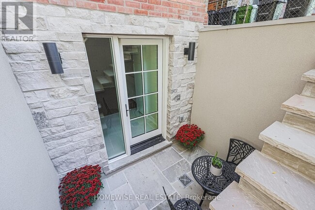 Building Photo - 83 Clinton St