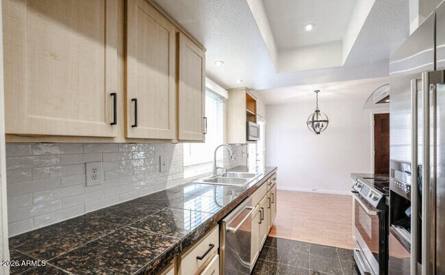 Foto del edificio - 10415 North 11th St