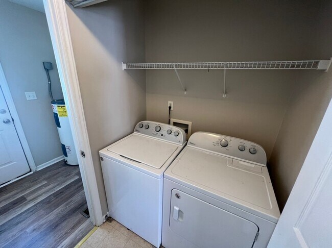 Building Photo - Quaint 3-Bedroom Home Near Duke Regional
