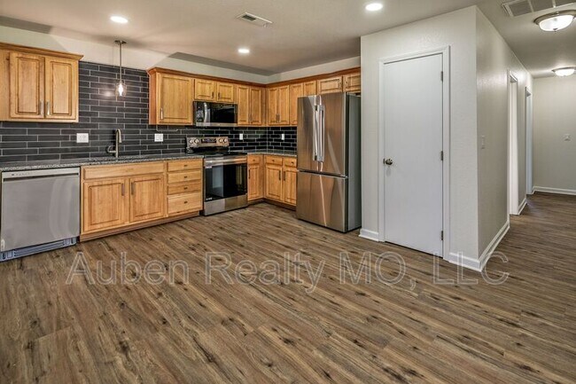 Foto del edificio - 1109-1111 E 173rd St
