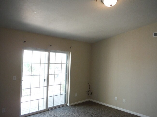 Building Photo - 2280 Cumorah Way