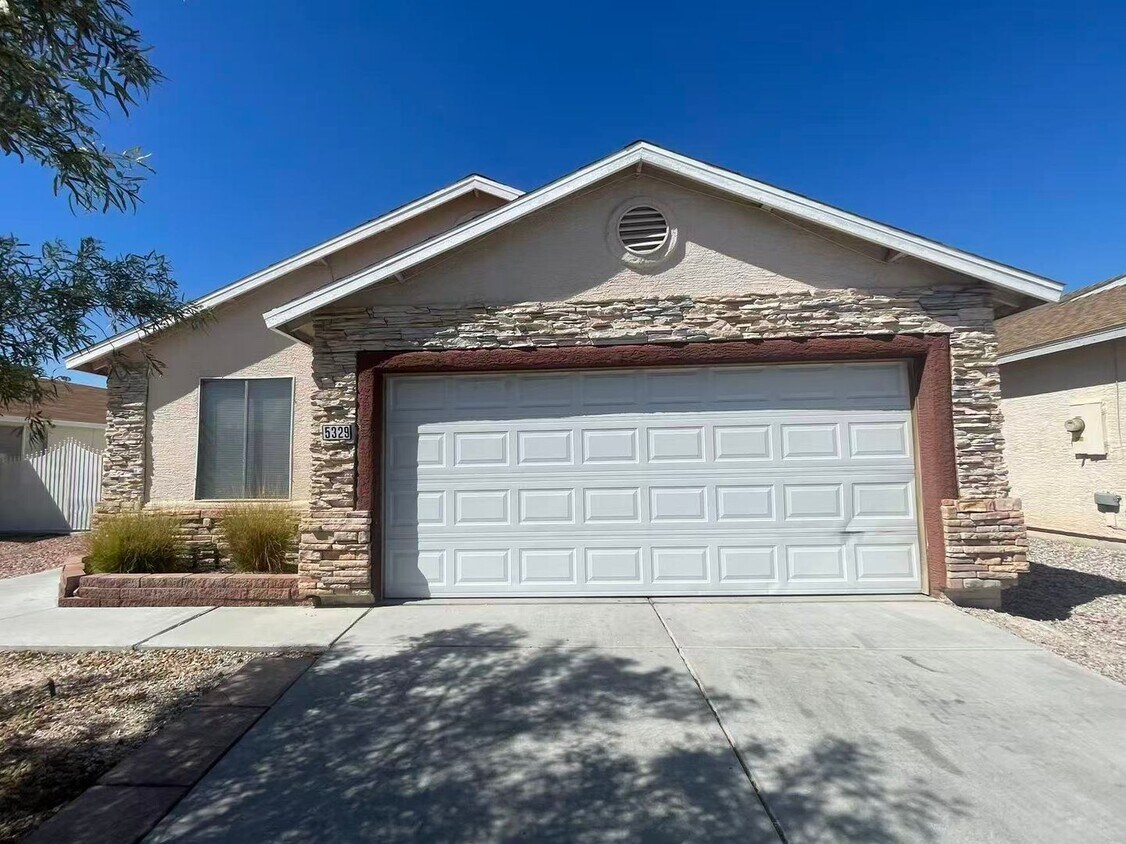 Primary Photo - Move-In Ready 3-Bedroom Rental in Quiet No...