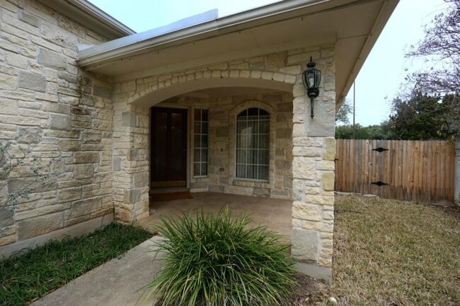 Building Photo - 3224 Burks Ln