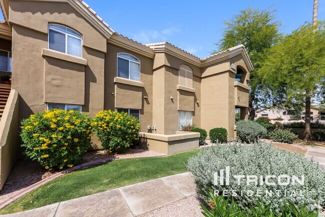 Building Photo - 5335 E Shea Blvd