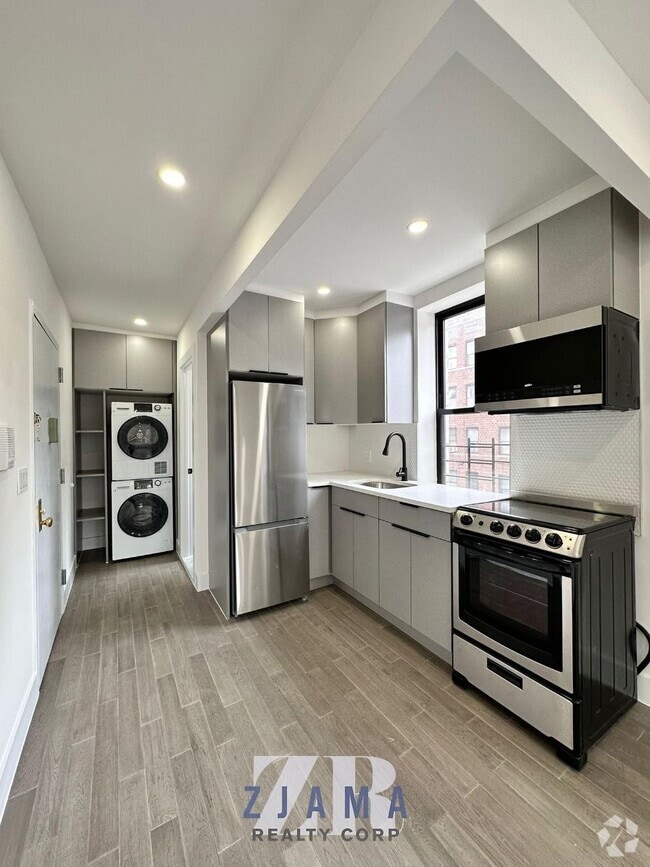 Building Photo - 2108 Regent Pl