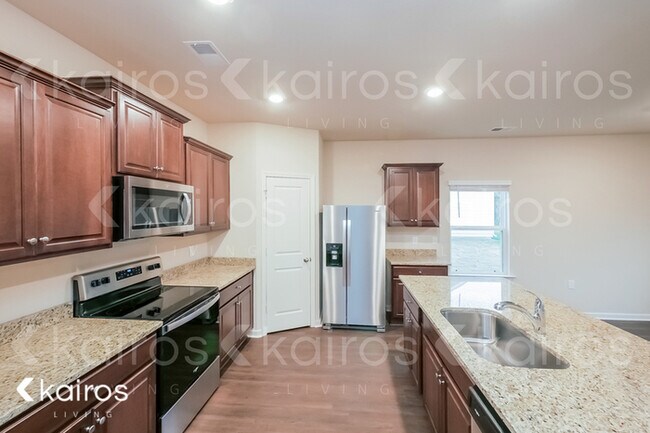 Building Photo - 1044 Pilgrim Ln