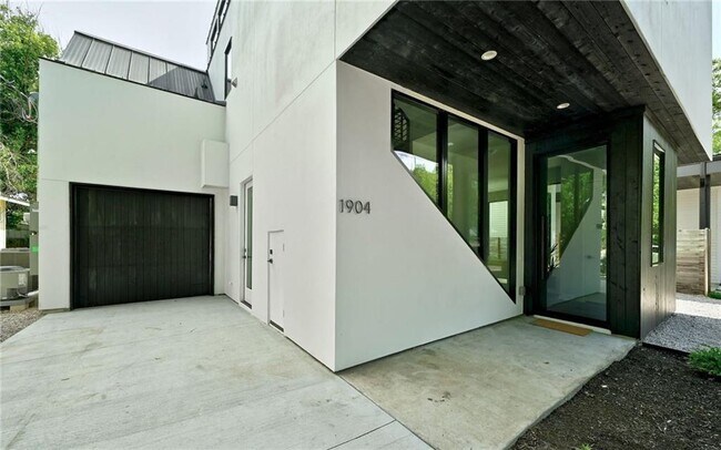Foto del edificio - 1904 Collier St