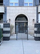 Building Photo - 1208 E 64th St