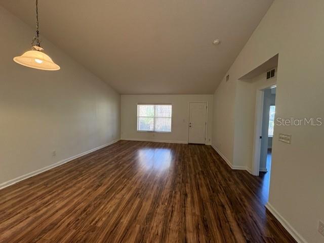 Foto del edificio - 65 Pony Express Dr