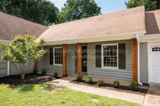 Photo - 779 Dogwood Cove House