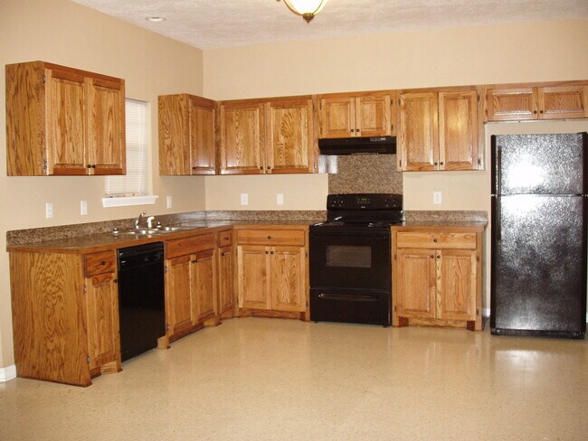 Building Photo - 6024 Perry Ln