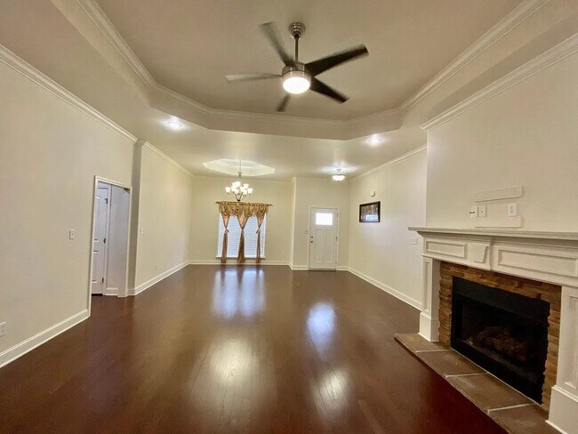 Foto del edificio - 115 Woodvale Dr