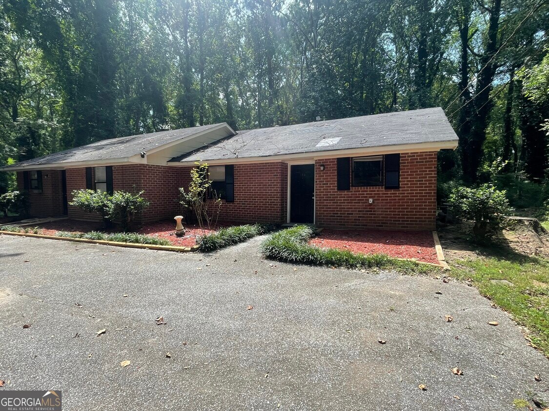 Foto principal - 122 Windy Hill Pl