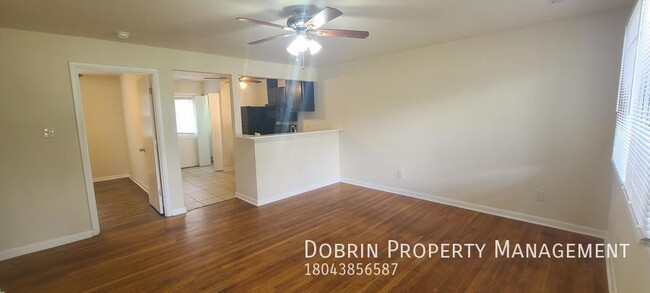 Foto del edificio - Renovated 4BD with BAR: CLOSE TO VCU