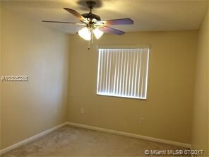 Foto del edificio - 7893 N Southwood Cir