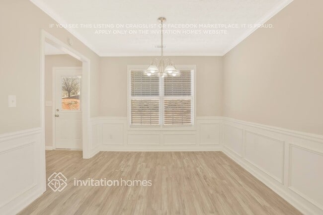 Foto del edificio - 115 E Lawn Dr