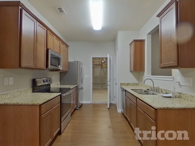 Building Photo - 2058 Aragon Lane