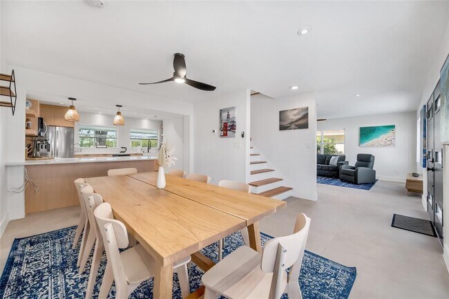 Foto del edificio - 4622 Bay Crest Dr