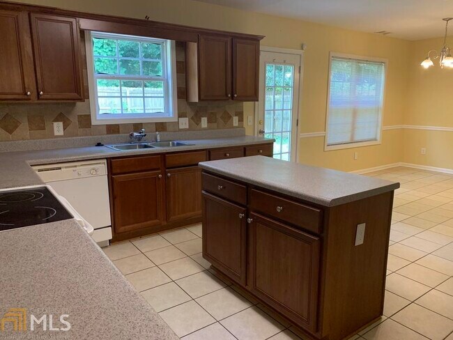 Foto del edificio - 5480 Village View Ln SW