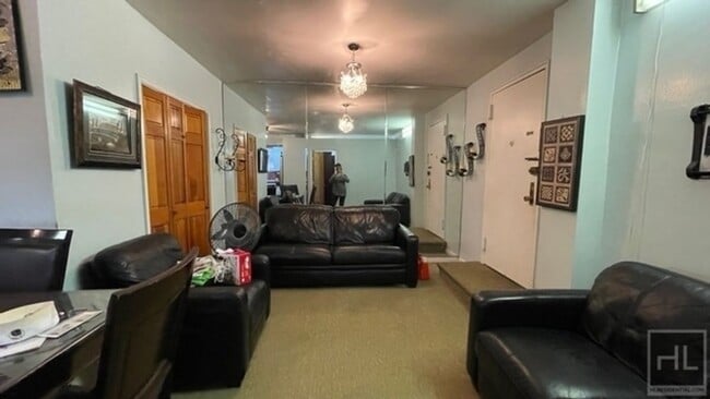 Foto del edificio - BRIGHT AND  LARGE 2  BEDROOMS RUGBY ROAD/P...