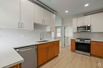 Building Photo - 432 S Maple Ave