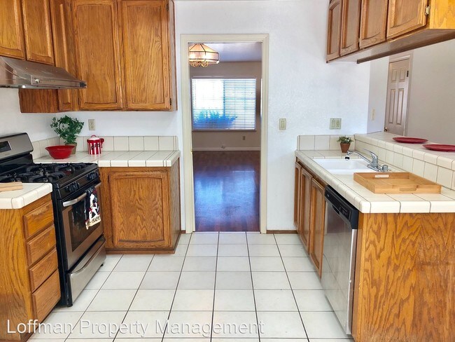 Foto del edificio - 3 br, 2 bath House - 7845 Ivy Hill Way