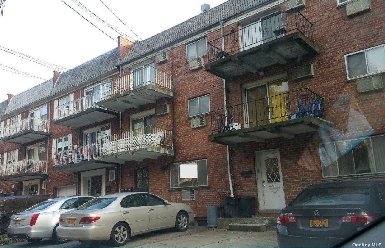 Primary Photo - 140-52-140-34 34th Ave