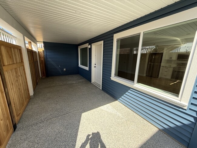 Building Photo - 625 Rotayo Rd