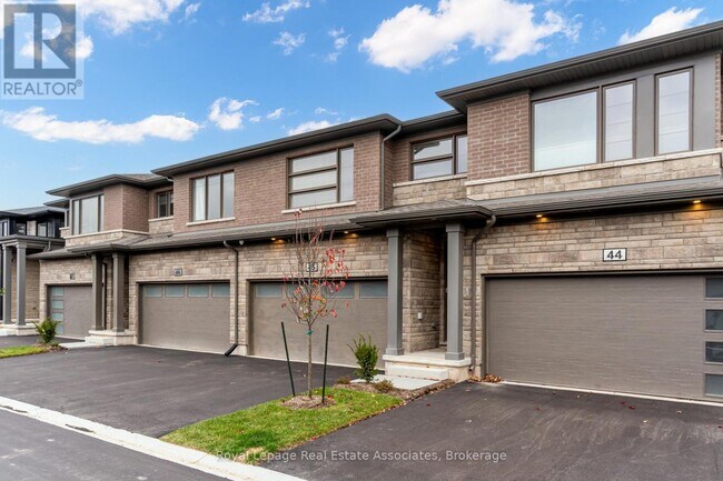 Photo du bâtiment - 4552 Portage Rd