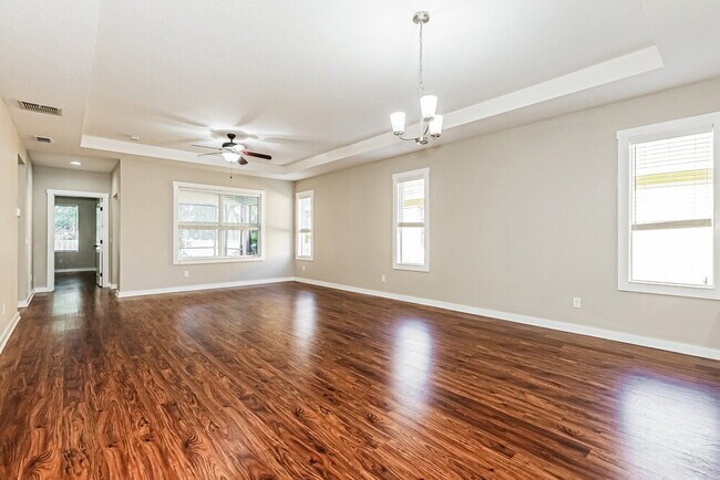 Foto del edificio - 11826 Forest Park Cir