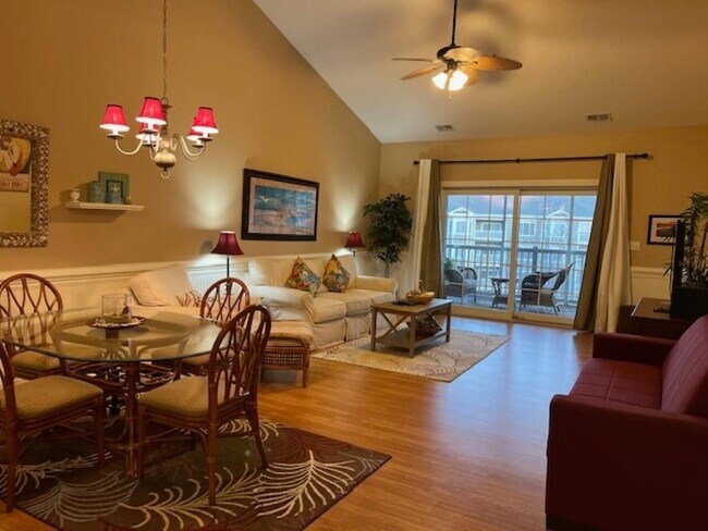 Building Photo - 4865 Luster Leaf Cir