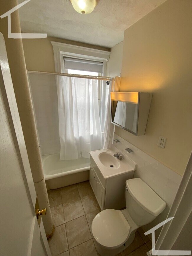 Foto del edificio - 3 bedroom Brighton