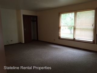 Building Photo - 2039 Lake Shore Dr