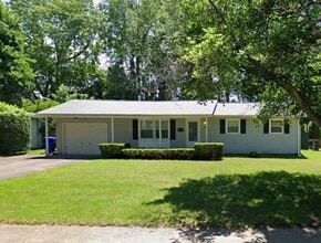 Building Photo - 111 Joanne Dr