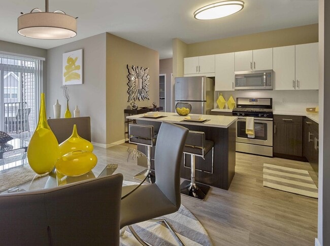 Interior Photo - Southgate Middletown