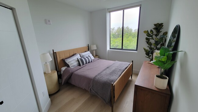 Foto del edificio - 2490 NE 182nd St