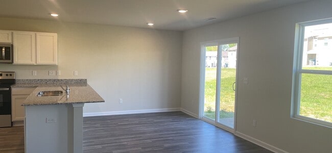Building Photo - Brand New Home in Ashton Manor